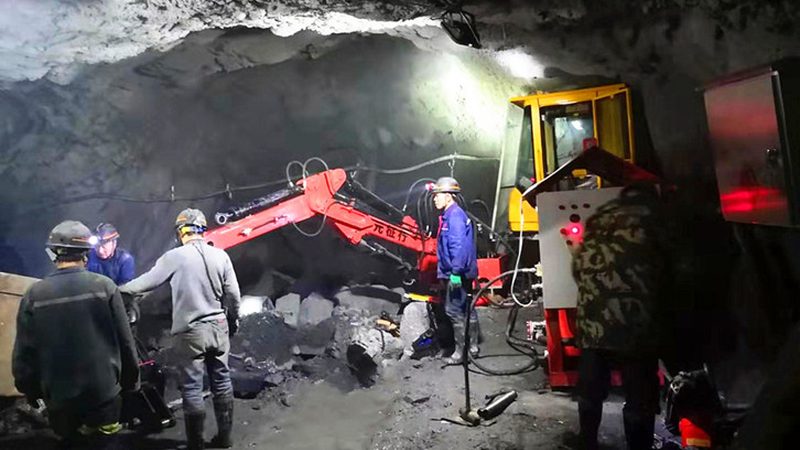 重型矿山振动筛：型号规格解析与应用场景